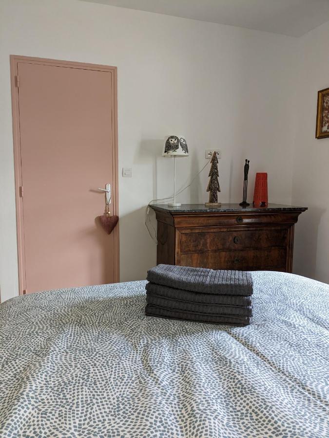 Au Chalet D'Illiers Combray, Grand Jardin Arbore Buitenkant foto